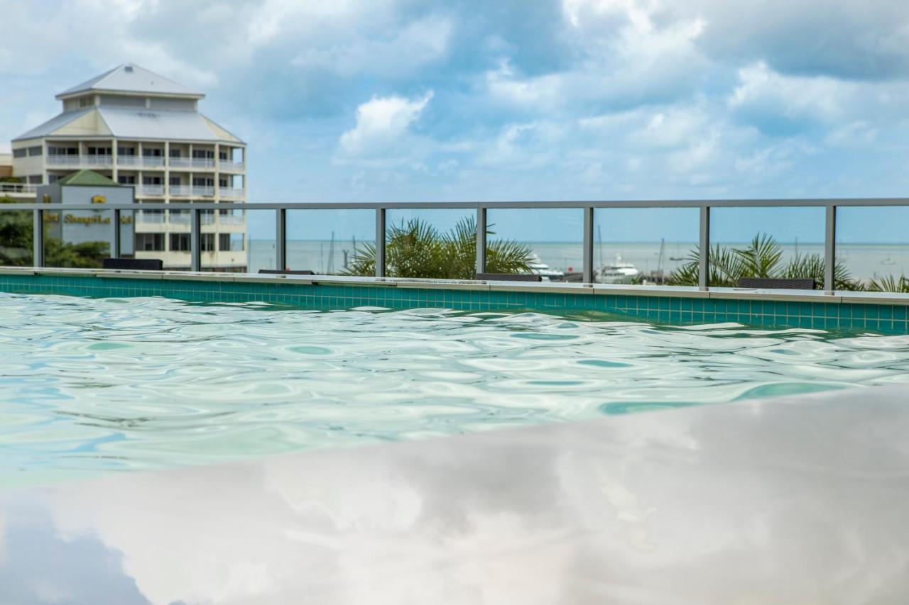 Cairns Waterfront Luxury At Harbourlights Apartment Exterior photo