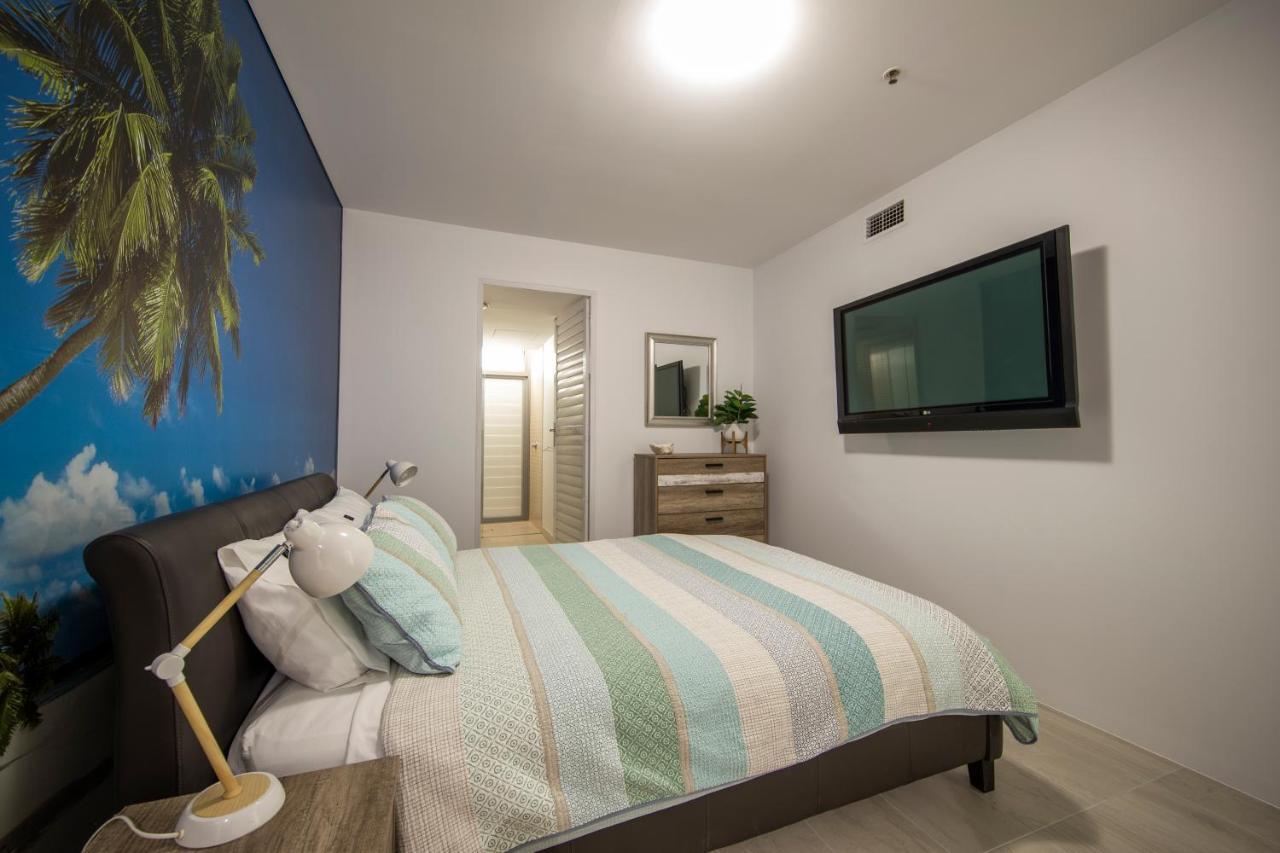 Cairns Waterfront Luxury At Harbourlights Apartment Exterior photo