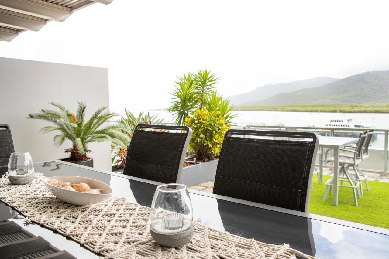Cairns Waterfront Luxury At Harbourlights Apartment Exterior photo